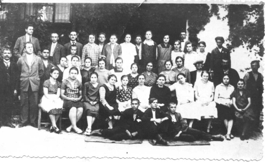 radnici i vlasnik rufa 1925 5161