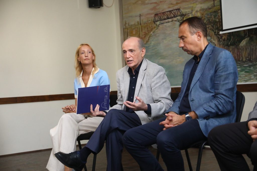 Кркобабић у посети породици Ханђа: Бачко Петрово Село - село за Гиниса 11 14