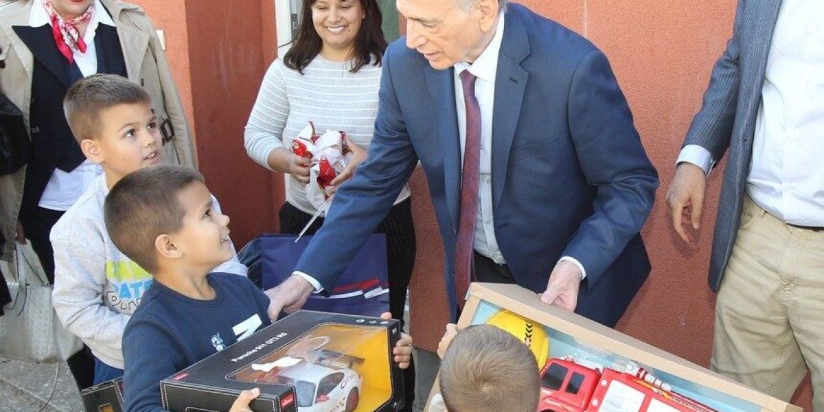 1 NASLOVNA FOTO (15)