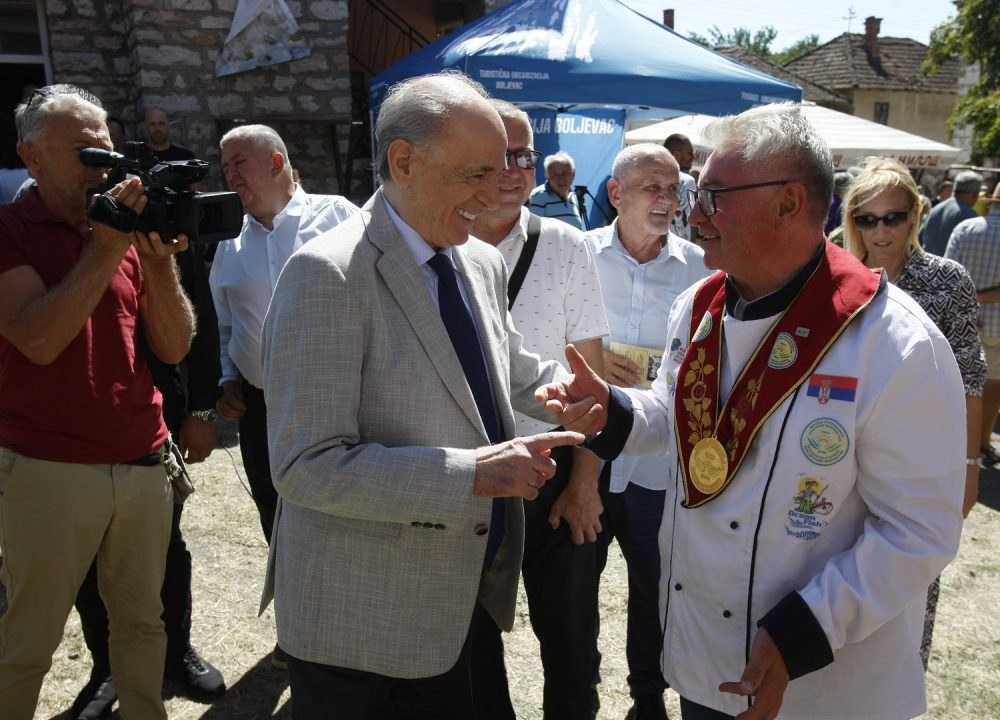 1 Naslovna foto (11)