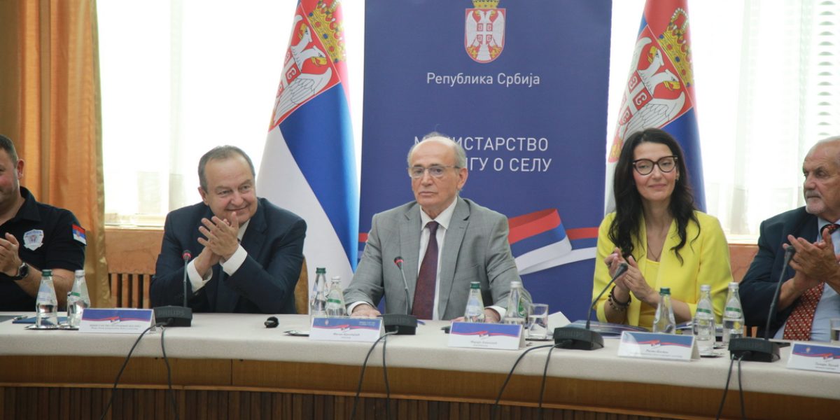 1 Naslovna foto (9)